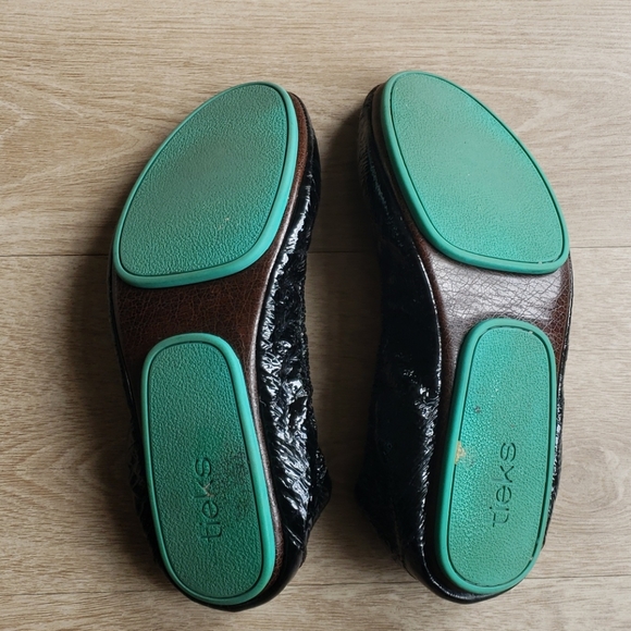 Tieks - Picture 2 of 4